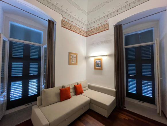 Visconti 89-duplex Apartament